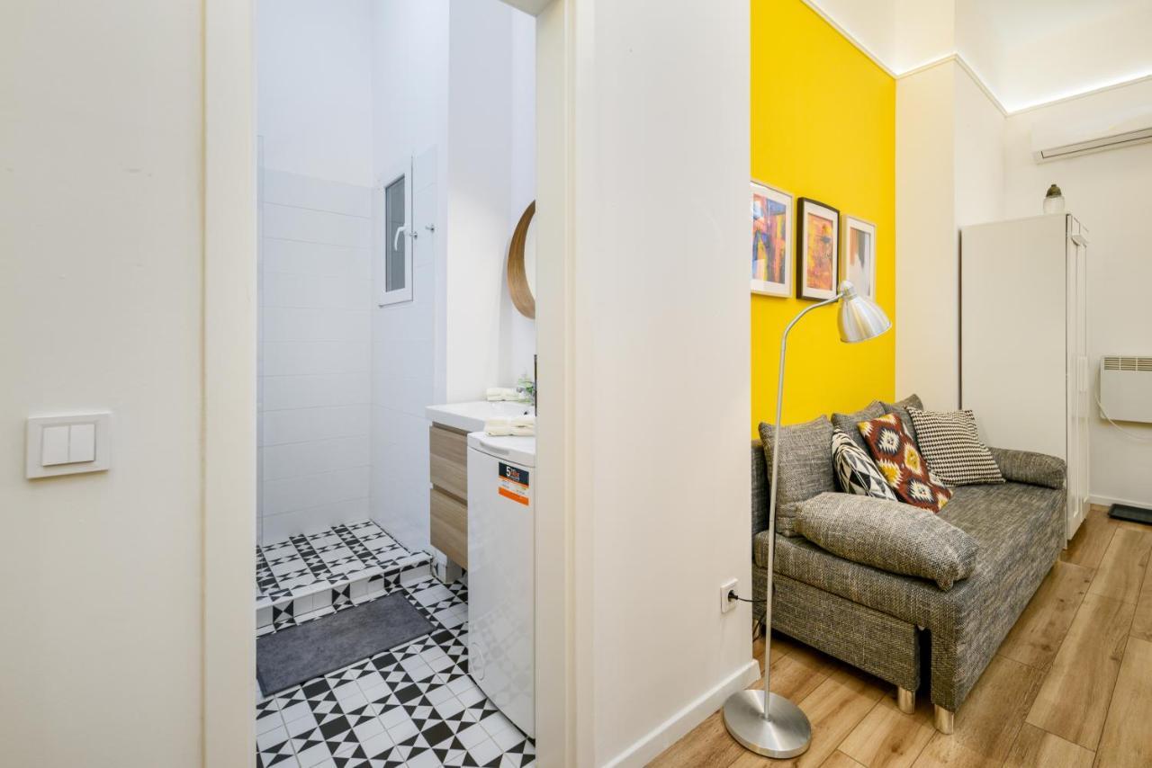 Stylish Yellow Suite In The Heart Of Budapeszt Zewnętrze zdjęcie